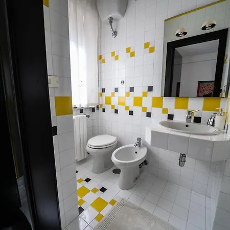 Апартаменты Leone Мартина-Франка