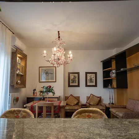 Апартаменты Leone