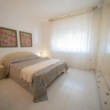 Leone Мартина-Франка